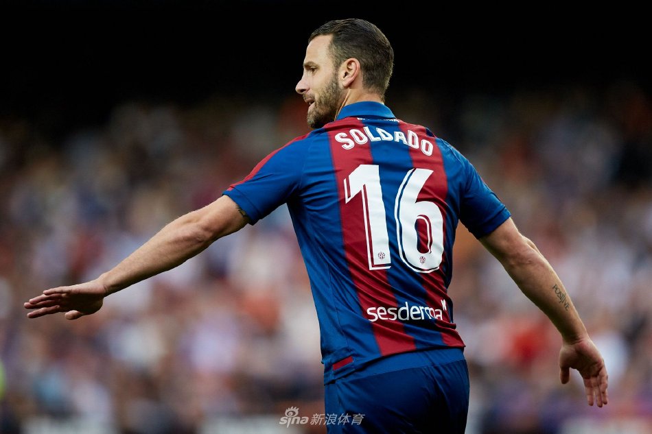 须向公众公 须向公众公