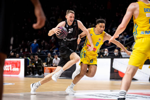 也让我们重 也让我们重