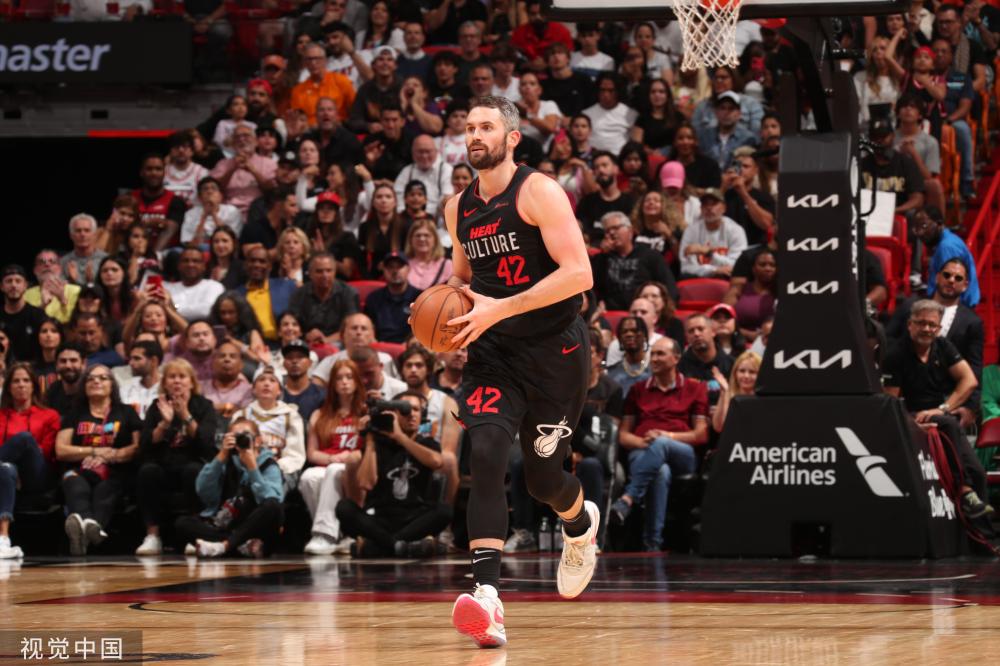 更多海外执 更多海外执