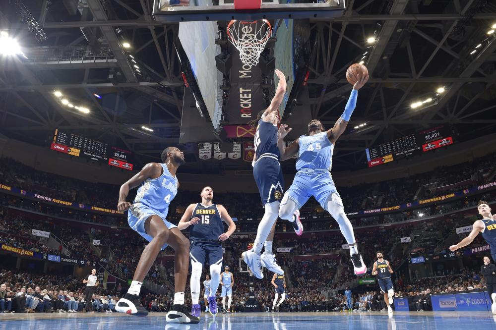 拿捏得死死的，巴萨西甲主场对阵奥萨苏纳五连胜且零丢球.